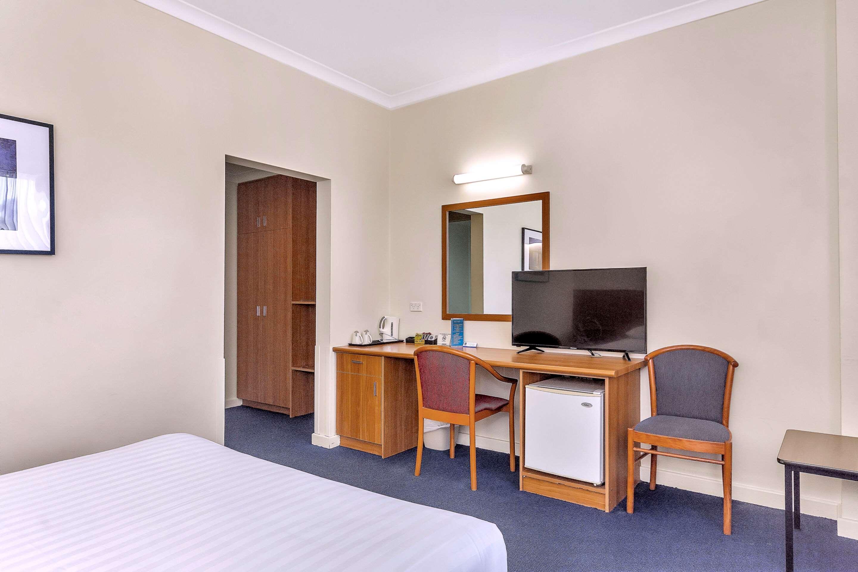 Metro Hotel Perth City Экстерьер фото