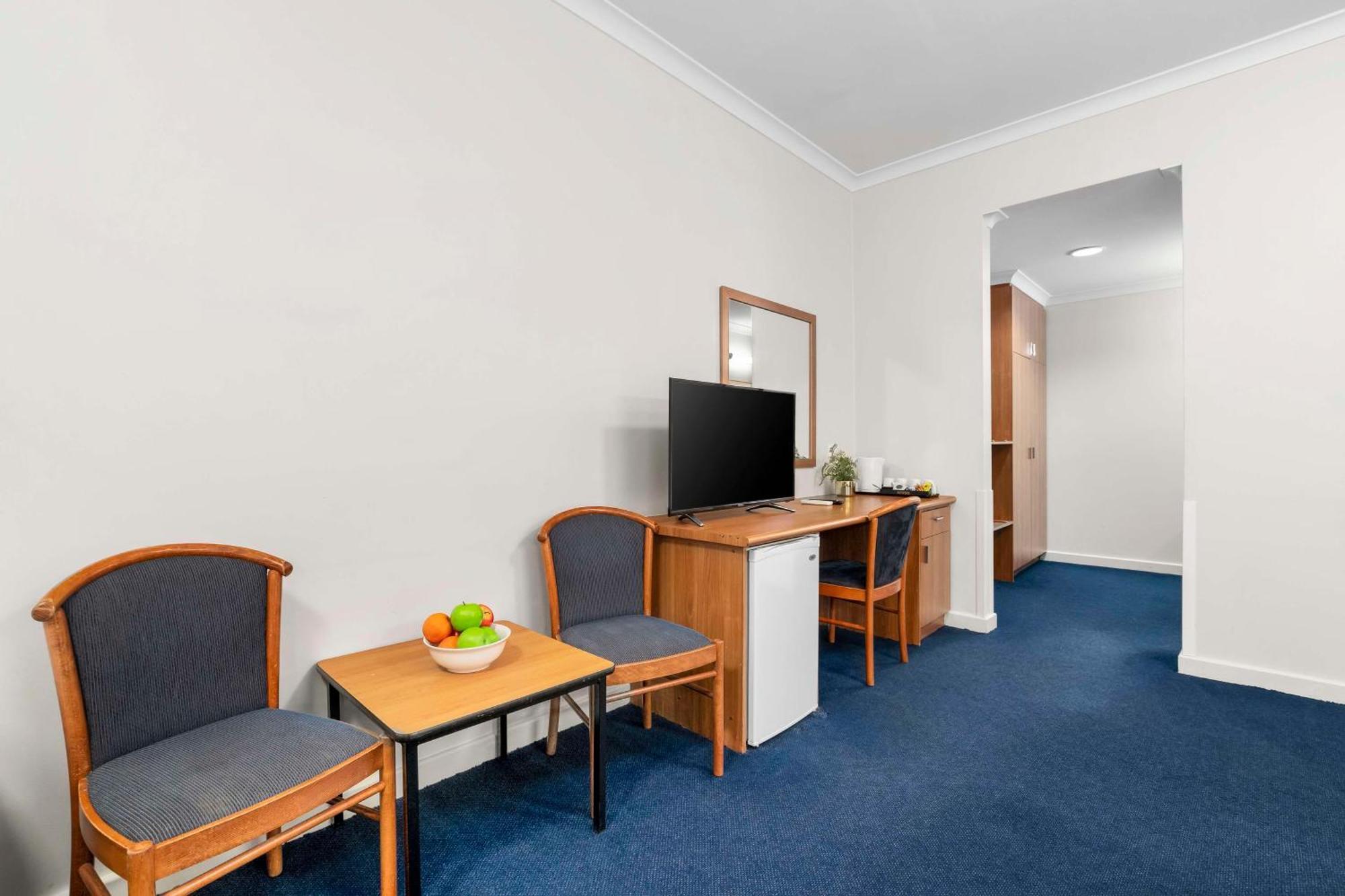 Metro Hotel Perth City Экстерьер фото