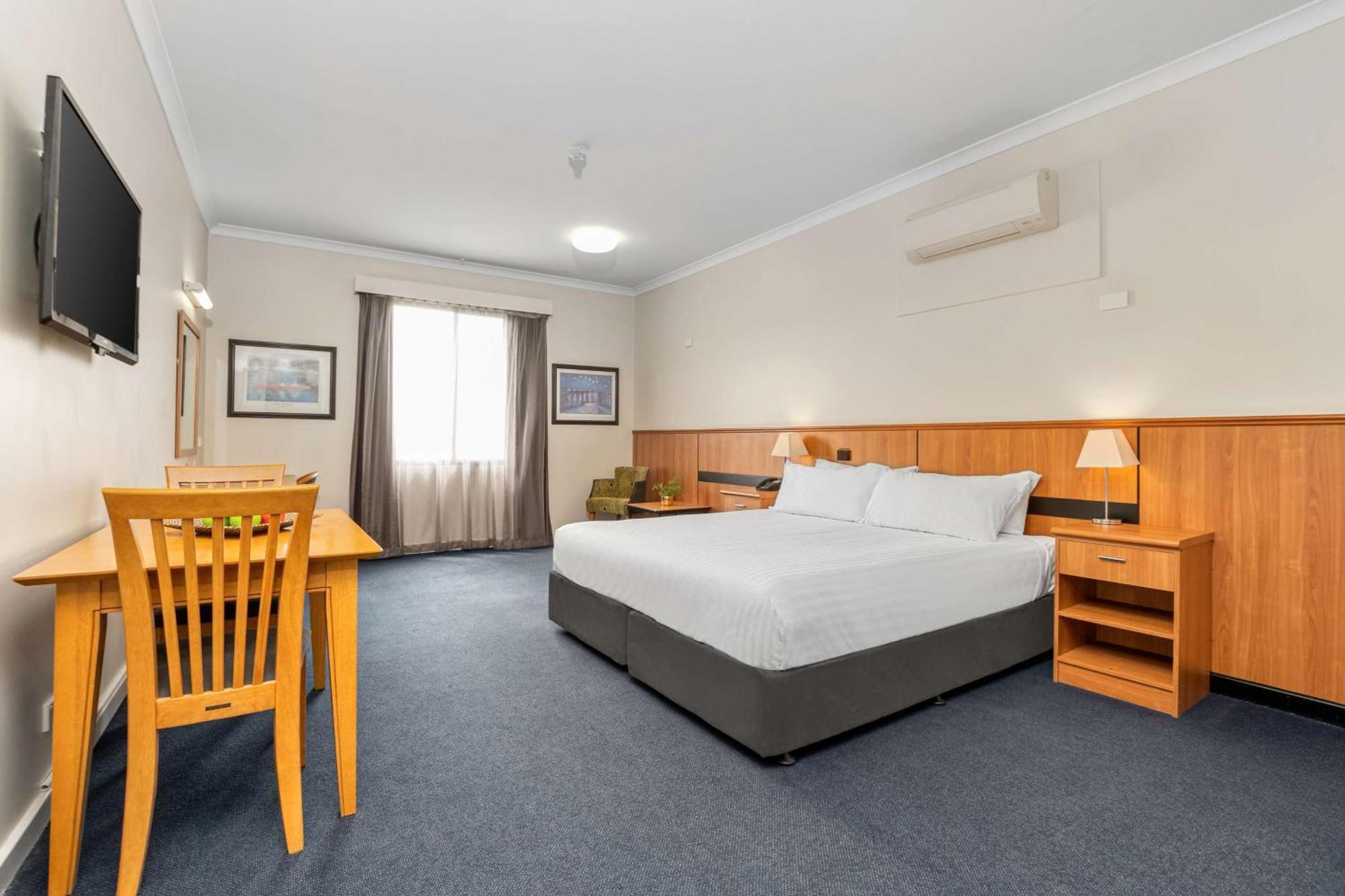Metro Hotel Perth City Экстерьер фото