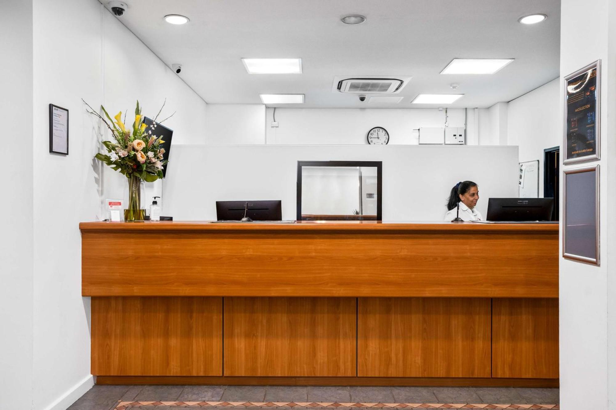 Metro Hotel Perth City Экстерьер фото
