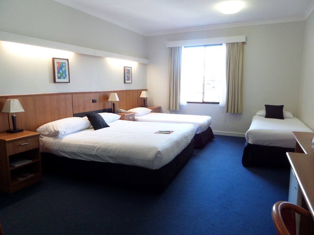 Metro Hotel Perth City Экстерьер фото