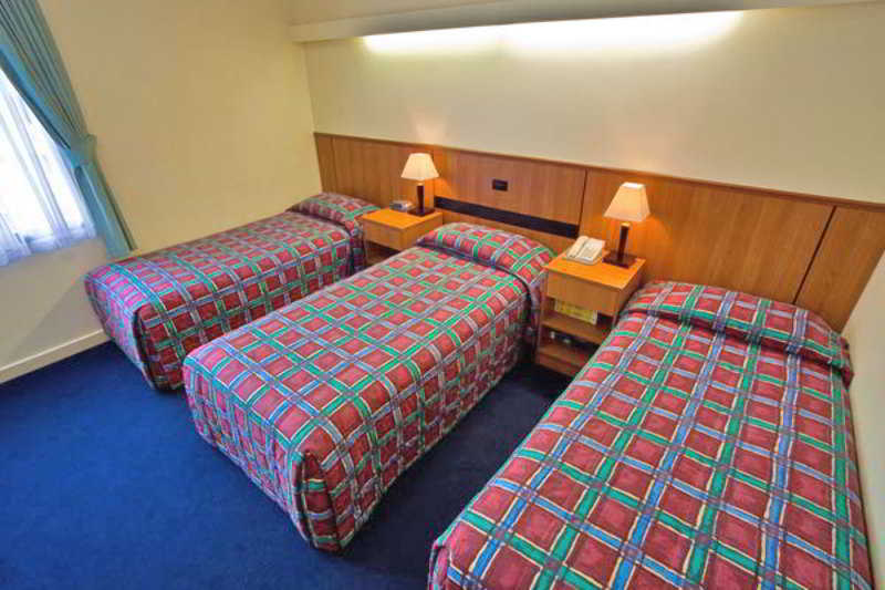 Metro Hotel Perth City Экстерьер фото